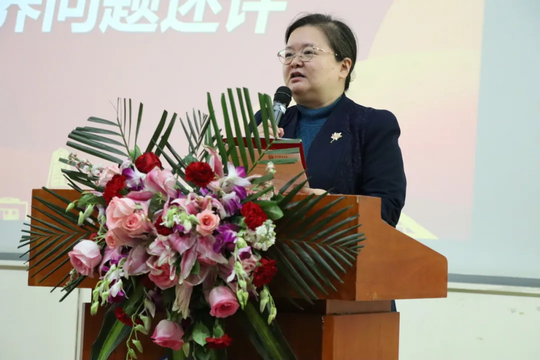 38bat365在线平台官网登录  易进副教授.jpg